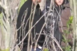 梅西父亲守灵仪式结束，梅西和家人们一起做了最后的告别
